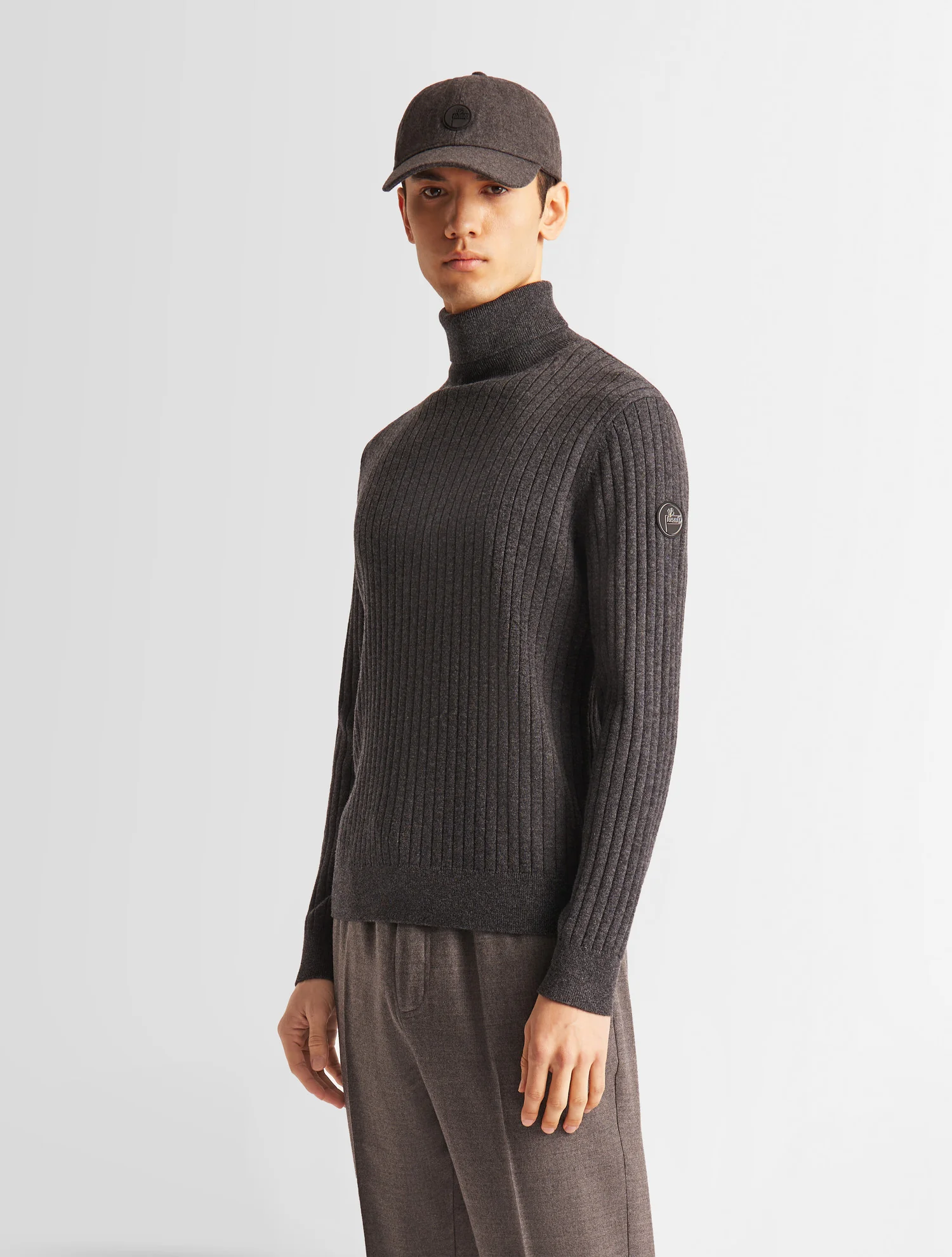 PULL ARMAND - Image 2