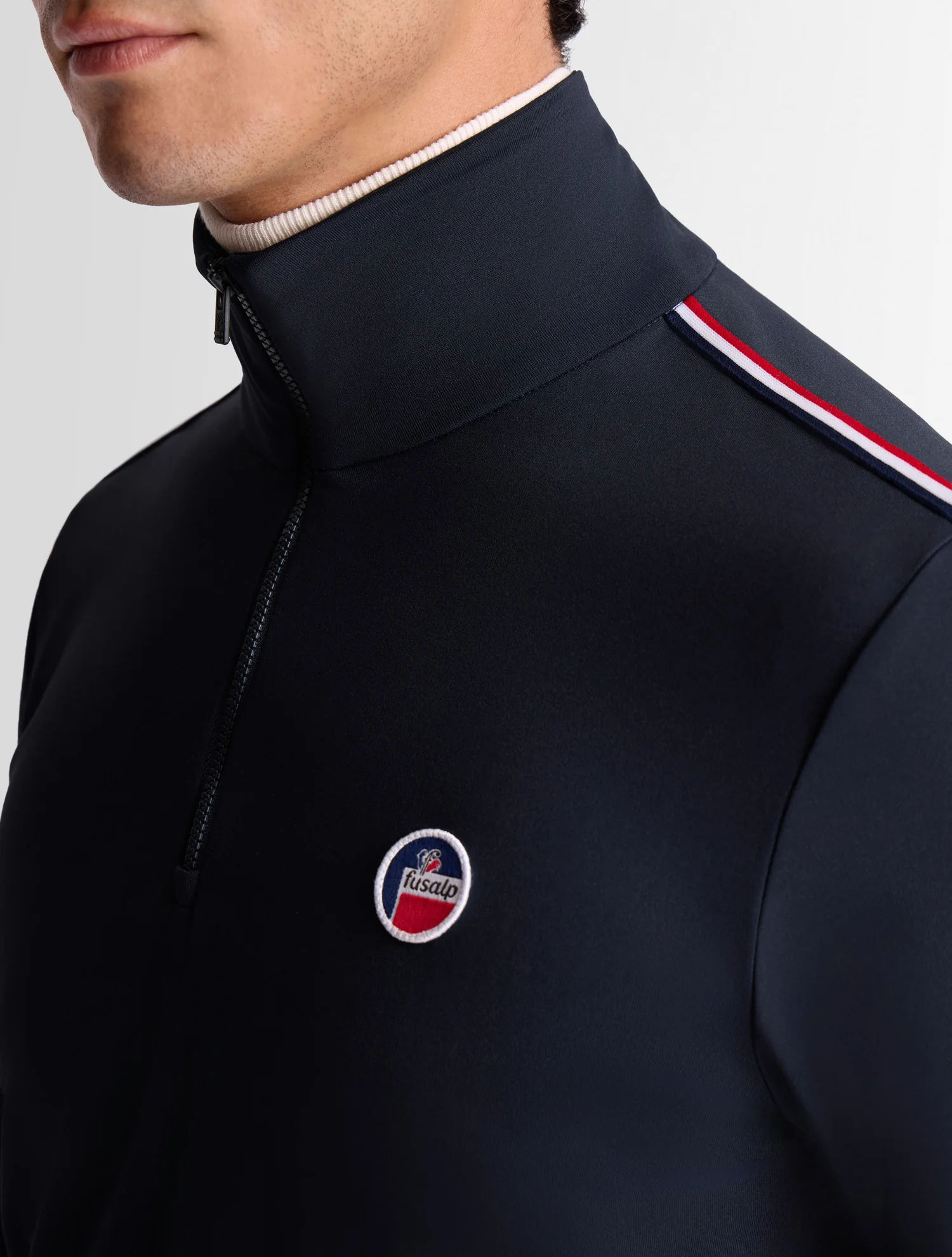 SOUS PULL MARIO - Image 3